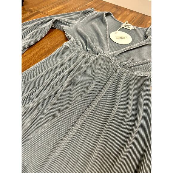 NEW Princess Polly Fit & Flow Dress size 6 - Picture 5 of 6